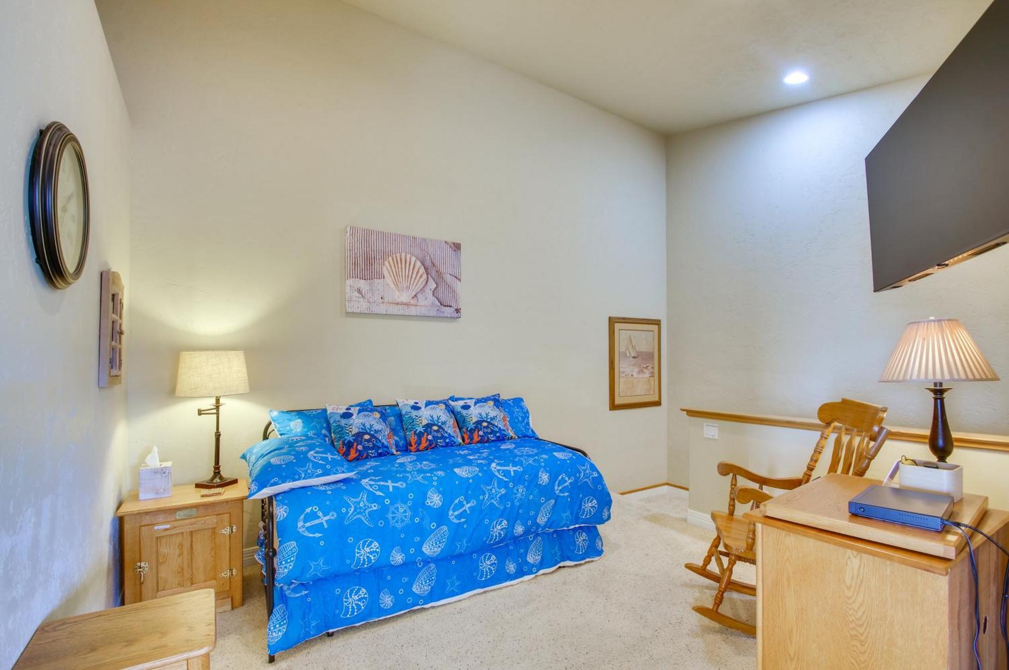 Quiet Waterfront Escape With Hot Tub And Beach Access! Gold Beach Exterior foto