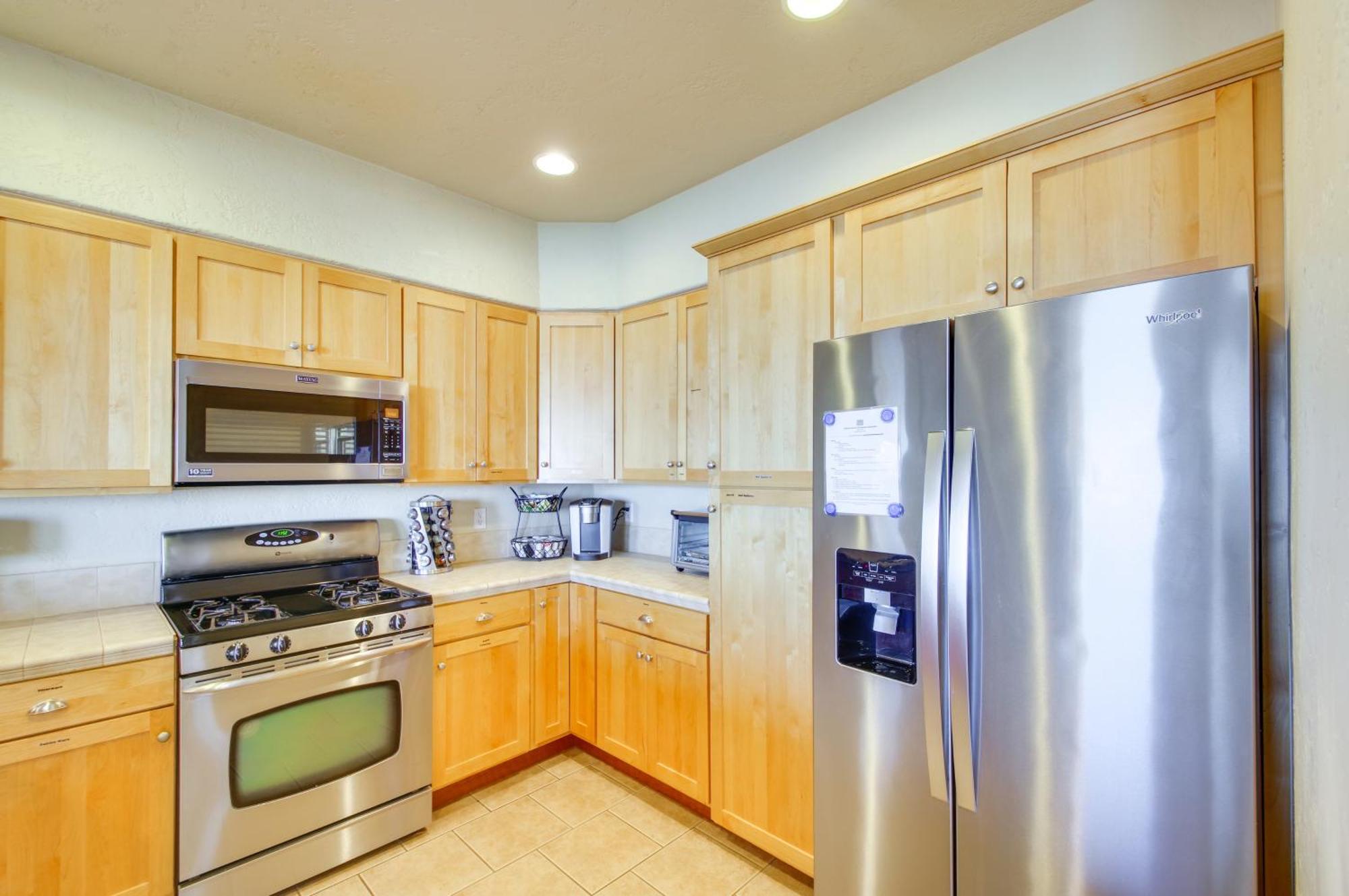 Quiet Waterfront Escape With Hot Tub And Beach Access! Gold Beach Exterior foto